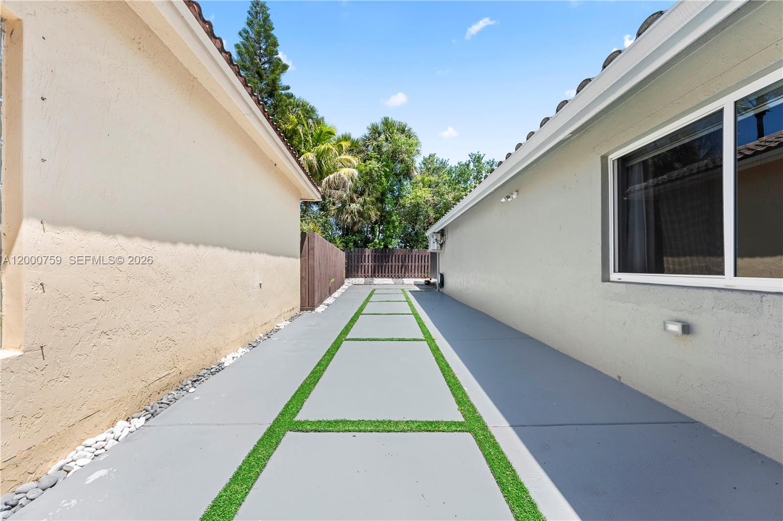 LAKES OF WESTERN PINES RE - Residential