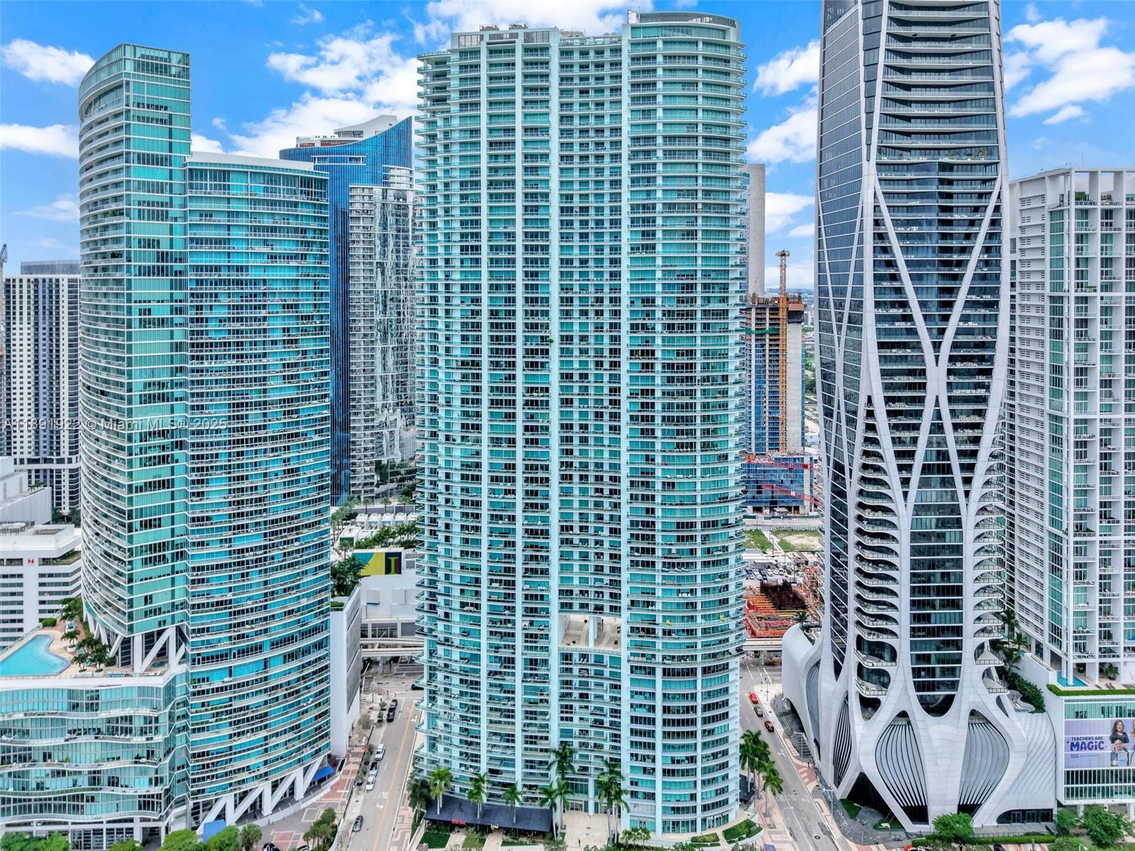 900 BISCAYNE BAY CONDO - Residential Lease