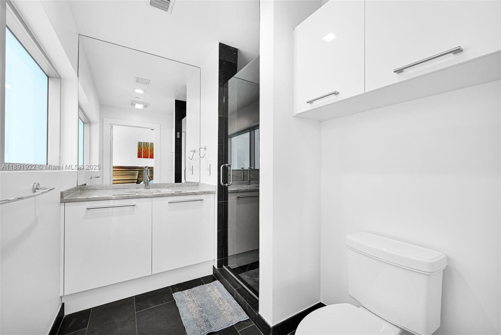 900 BISCAYNE BAY CONDO - Residential Lease