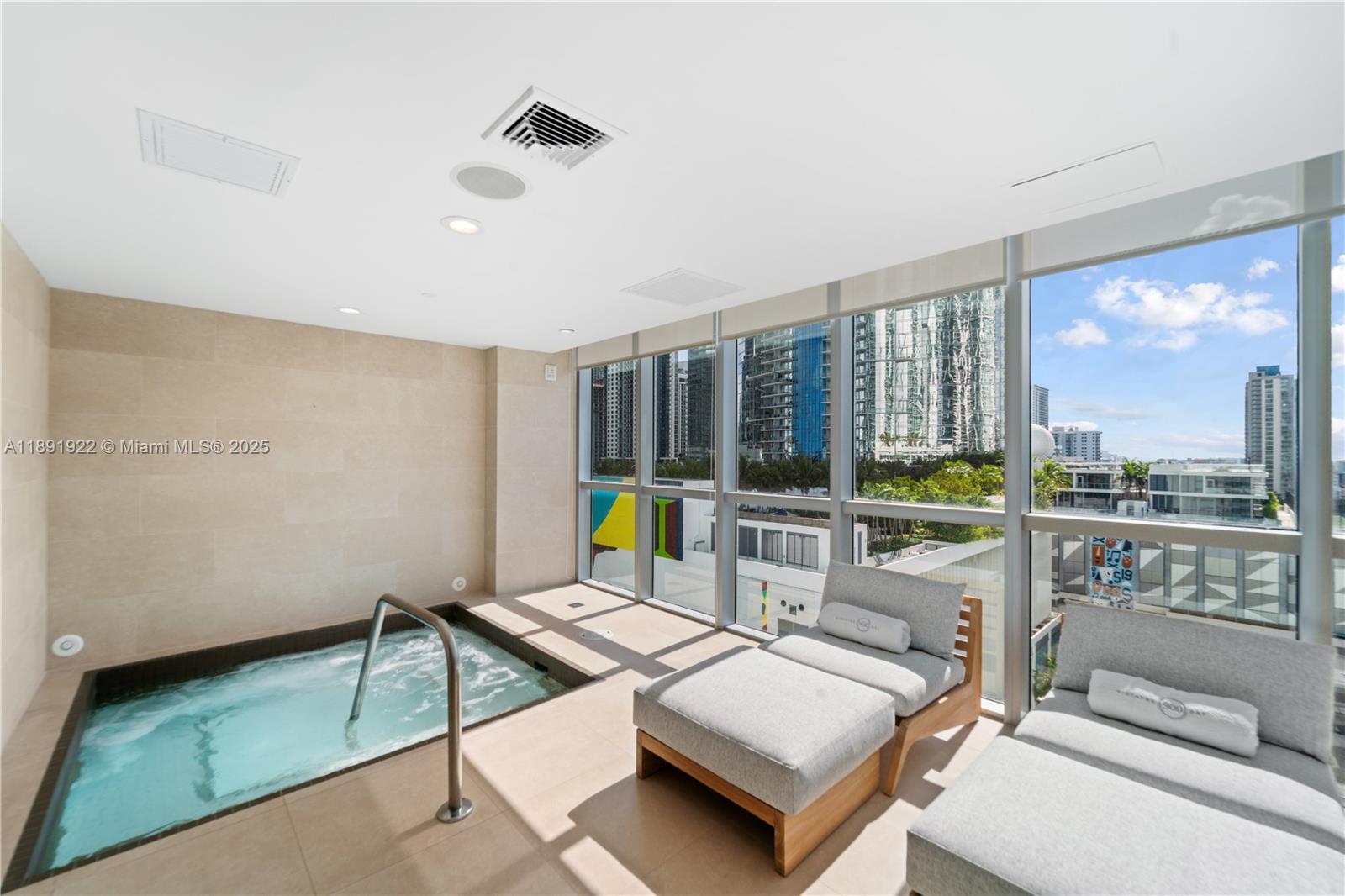 900 BISCAYNE BAY CONDO - Residential Lease