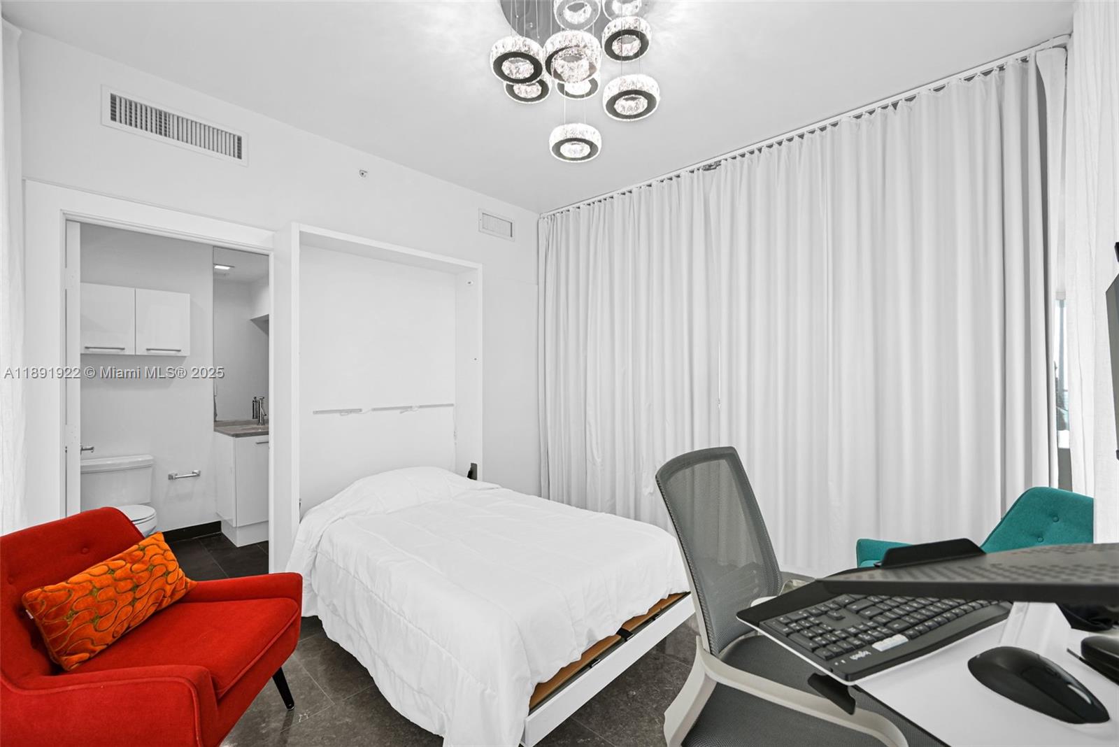 900 BISCAYNE BAY CONDO - Residential Lease