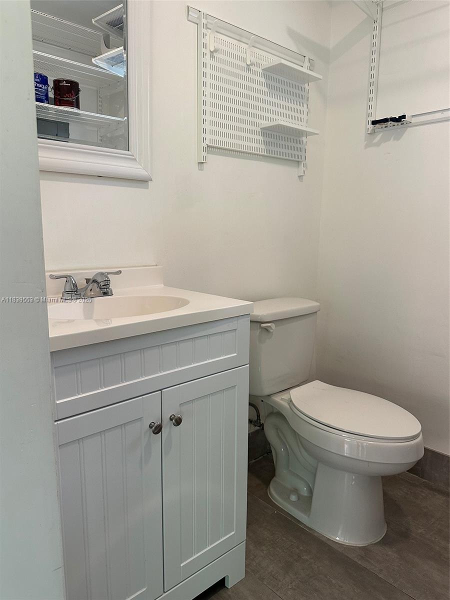 WEST LARKIN PARK - Residential Lease