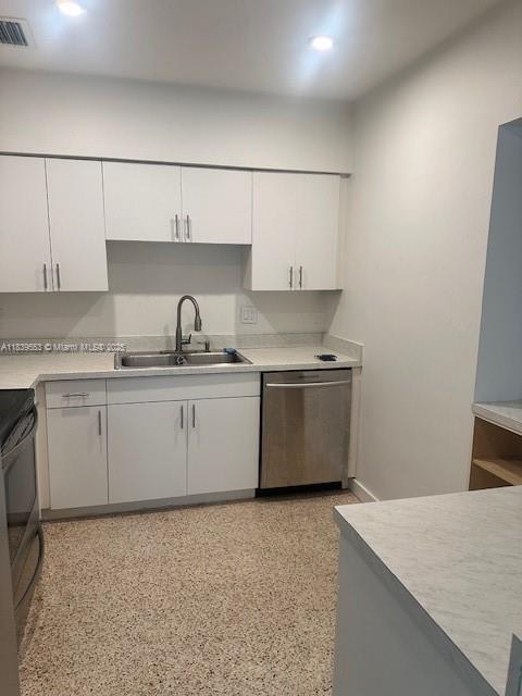 WEST LARKIN PARK - Residential Lease
