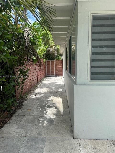 WEST LARKIN PARK - Residential Lease