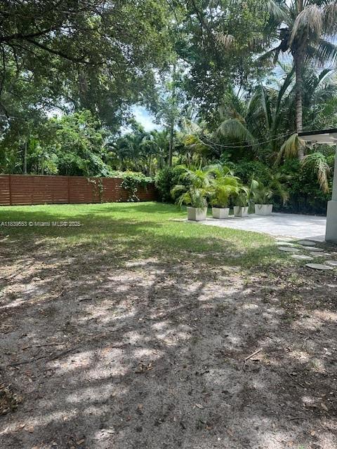 WEST LARKIN PARK - Residential Lease