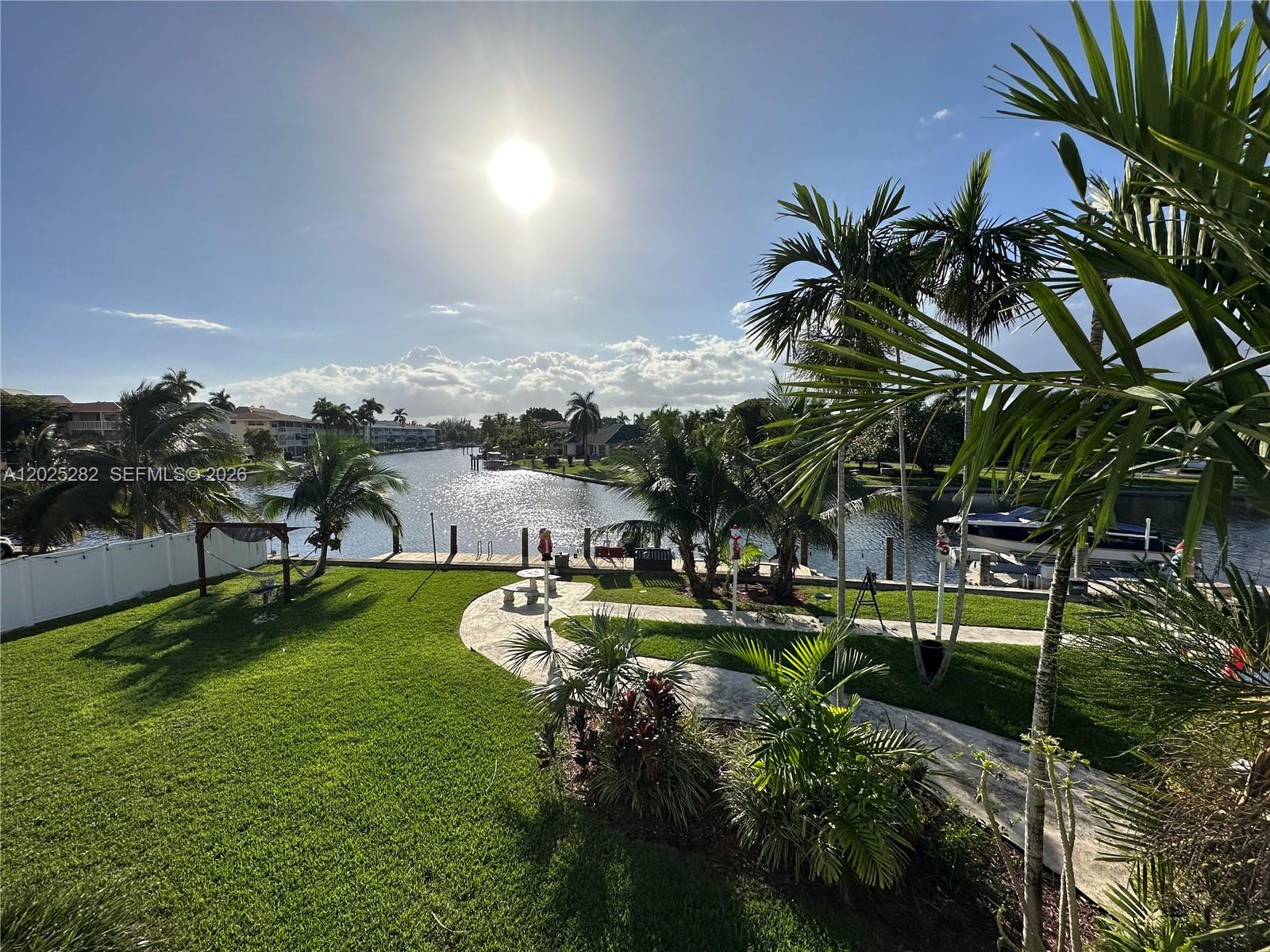 ENVOY APARTMENTS CONDOMIN - Residential