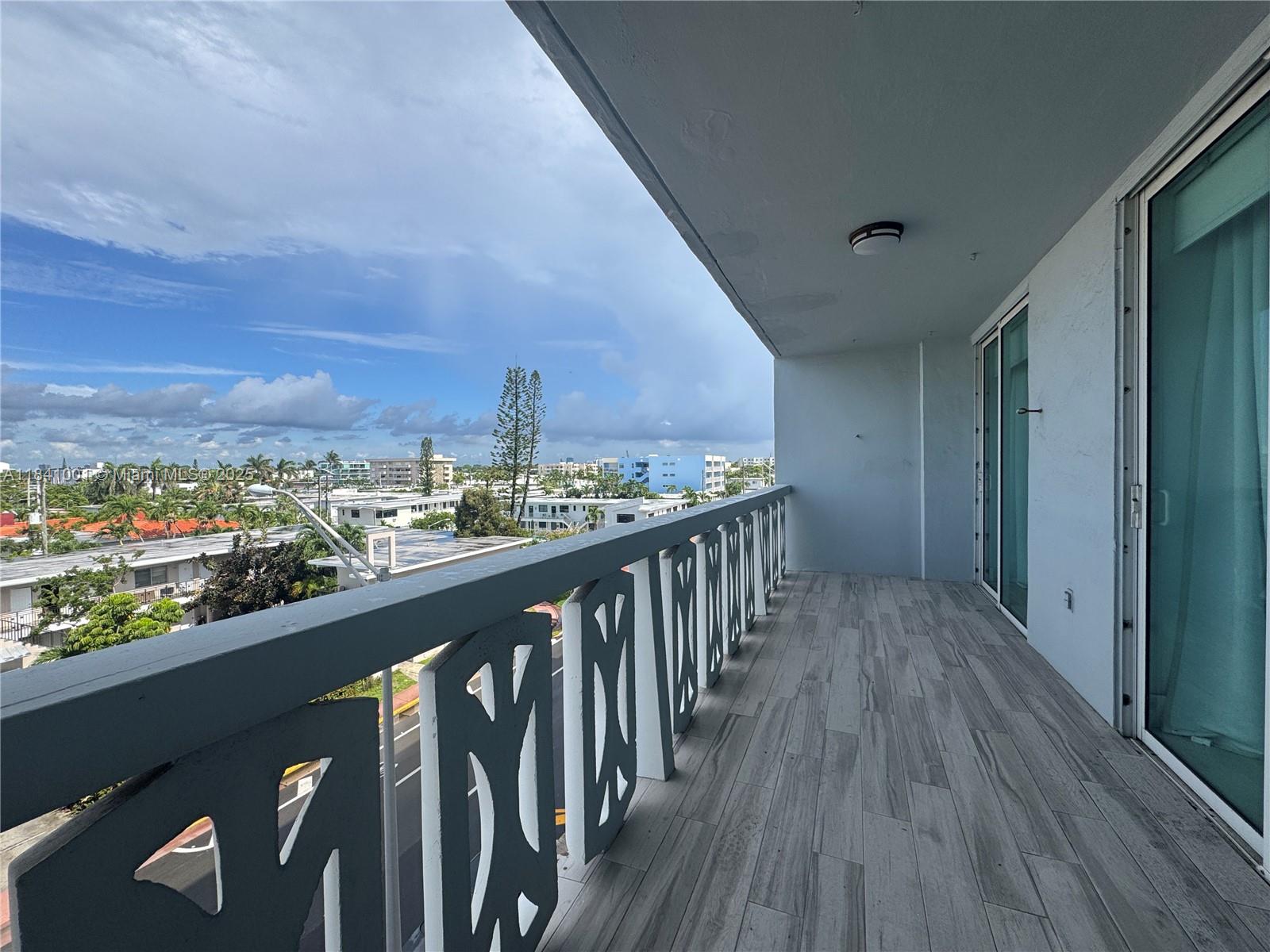 Fully Upgraded 2 bedroom in the hearth of North Beach! Seconds from the beach and the beautiful Oceanside Park. Unit features beautiful Tile Flooring and bright updated bathrooms & Stainless steel appliances. Call today for a private viewing.