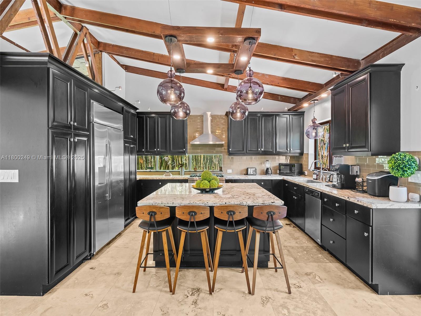 HOLLYWOOD - Residential