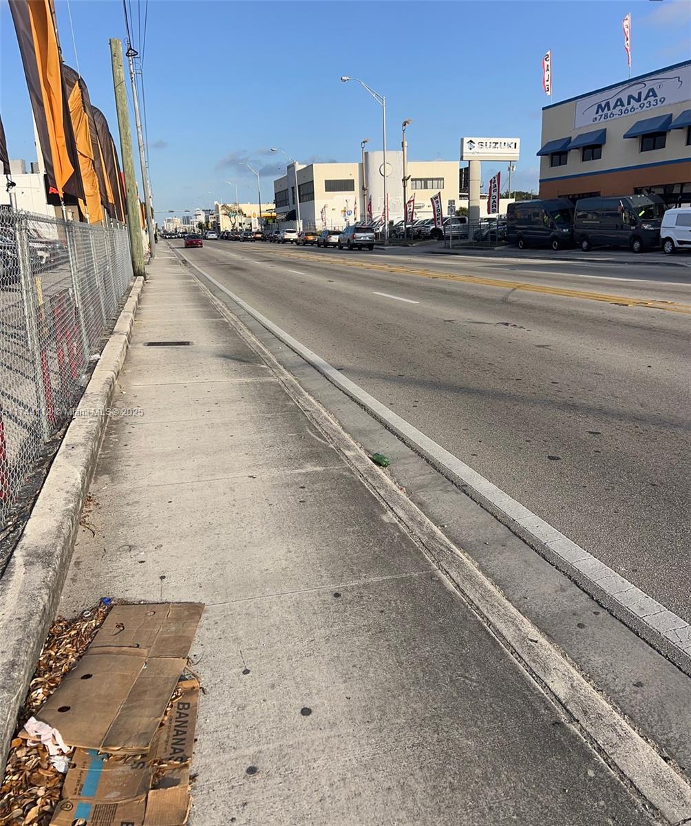 MELROSE HTS - Commercial Sale