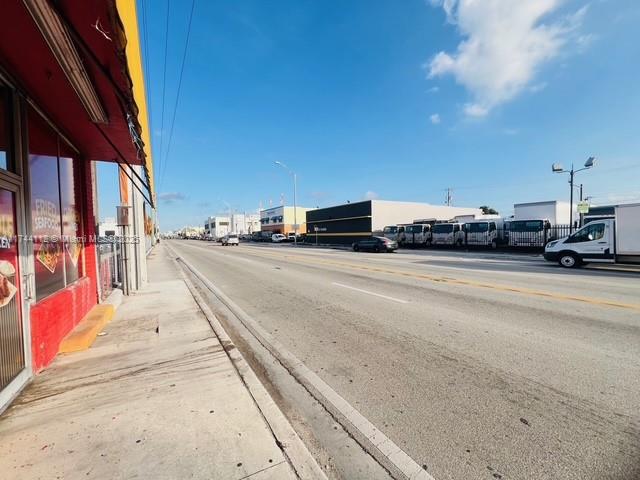 MELROSE HTS - Commercial Sale