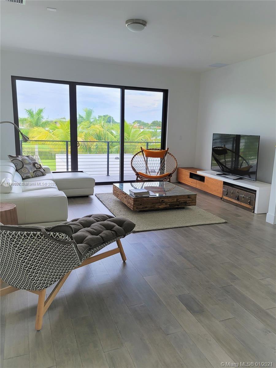 WESTON ESTATES - Residential