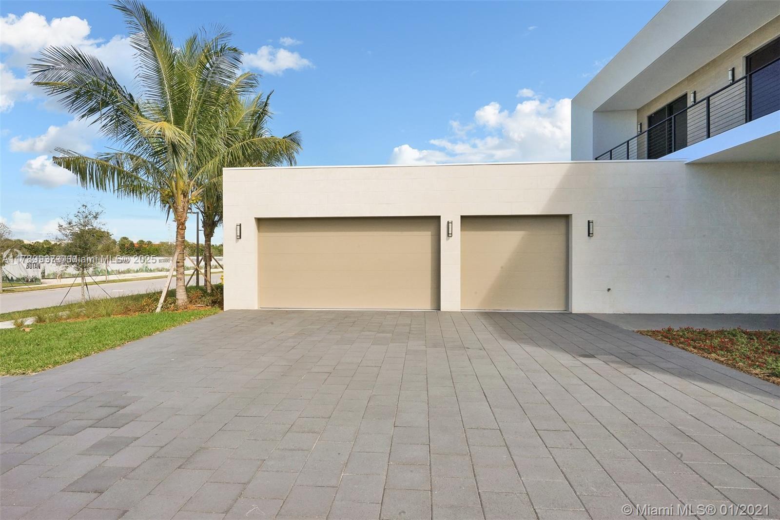 WESTON ESTATES - Residential