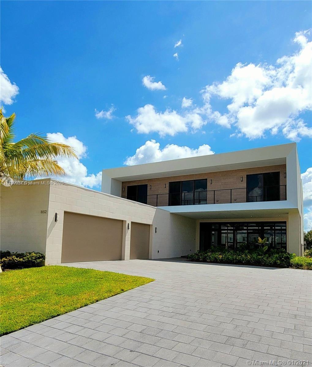 WESTON ESTATES - Residential