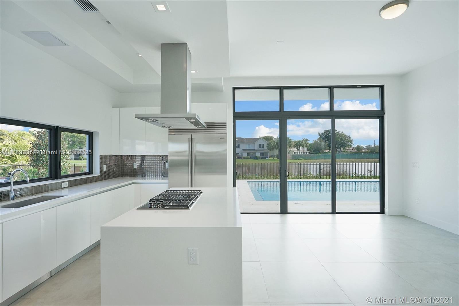 WESTON ESTATES - Residential
