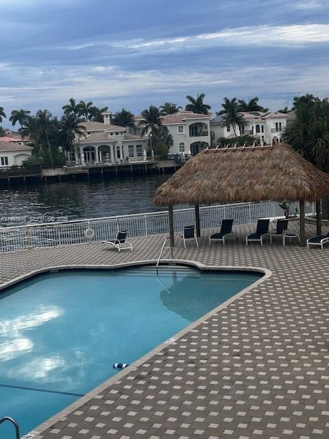 ALLINGTON TOWERS NORTH CO - Residential