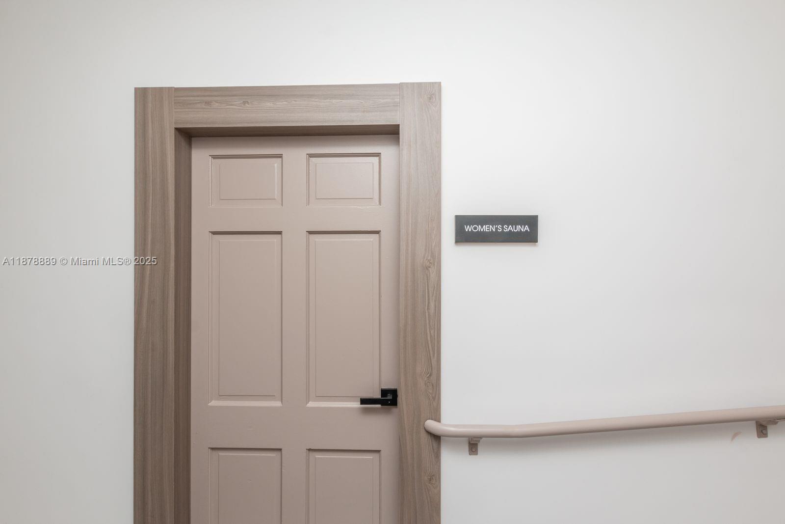 CORINTHIAN CONDO - Residential