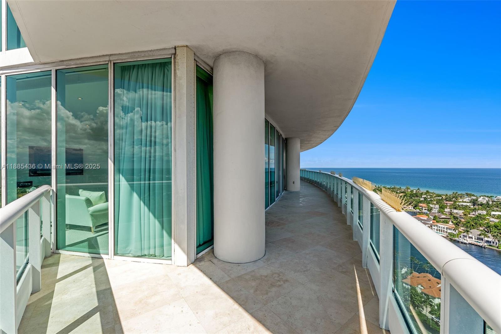 TOWERS OF PORTO VITA-SOUT - Residential