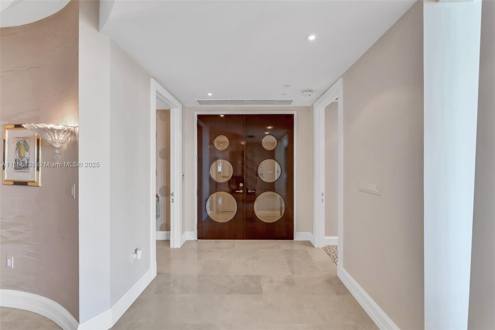 TOWERS OF PORTO VITA-SOUT - Residential