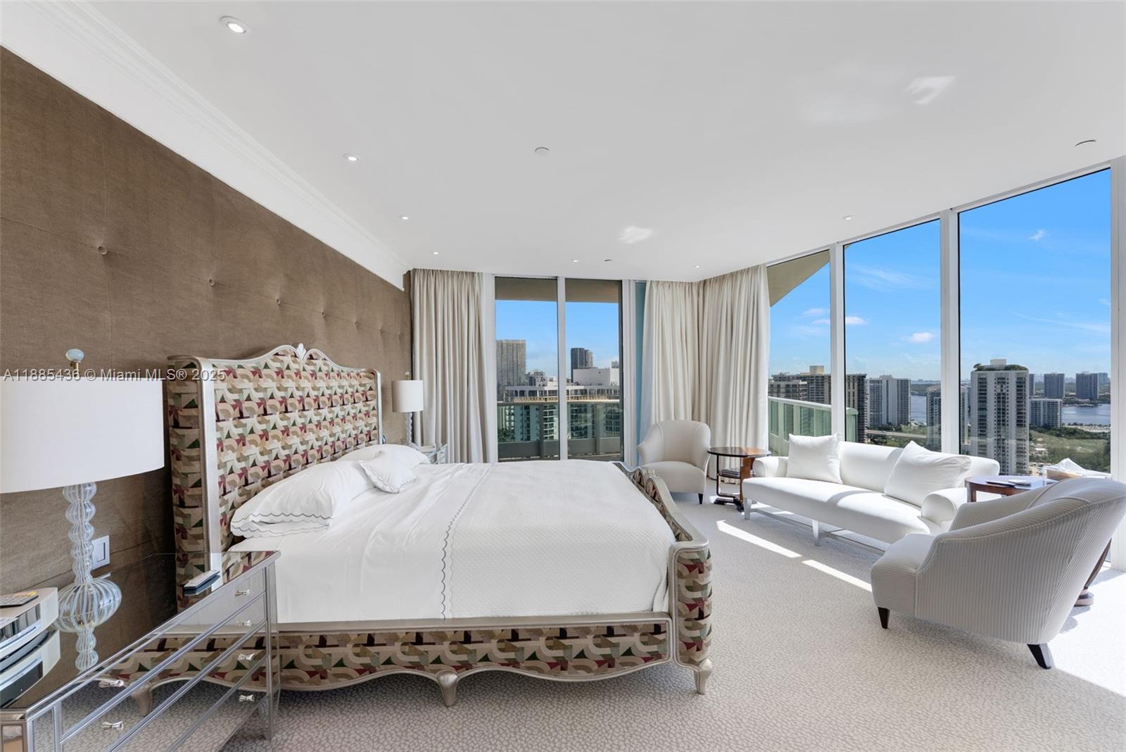 TOWERS OF PORTO VITA-SOUT - Residential