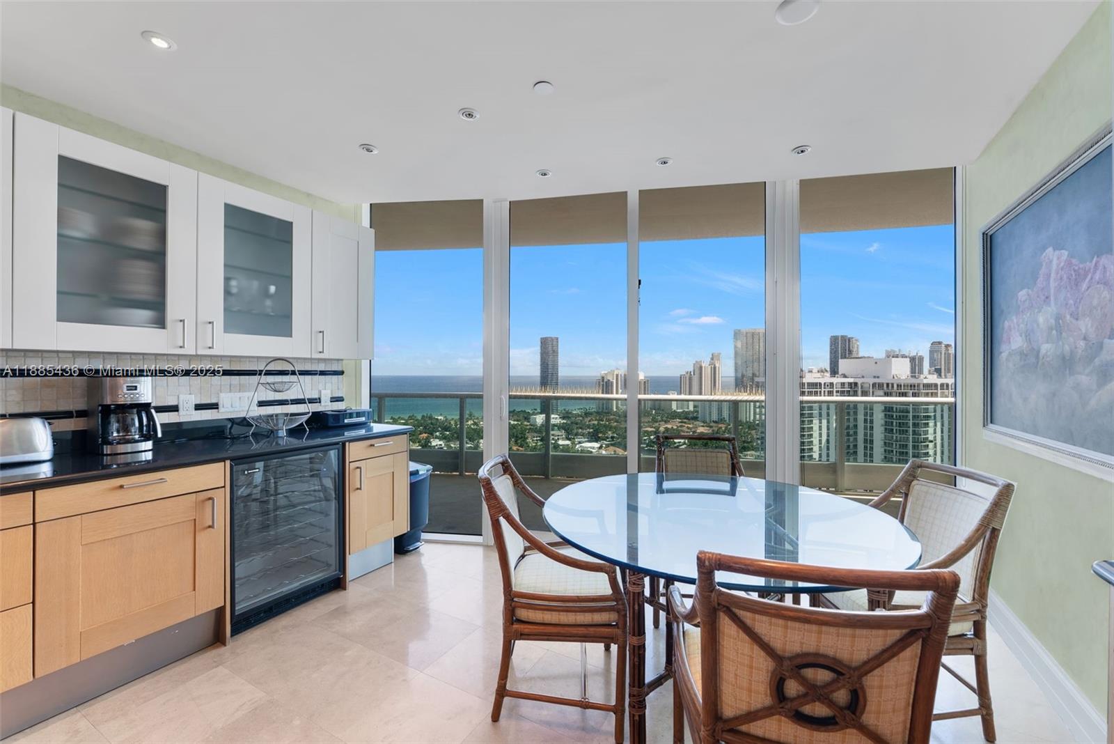 TOWERS OF PORTO VITA-SOUT - Residential