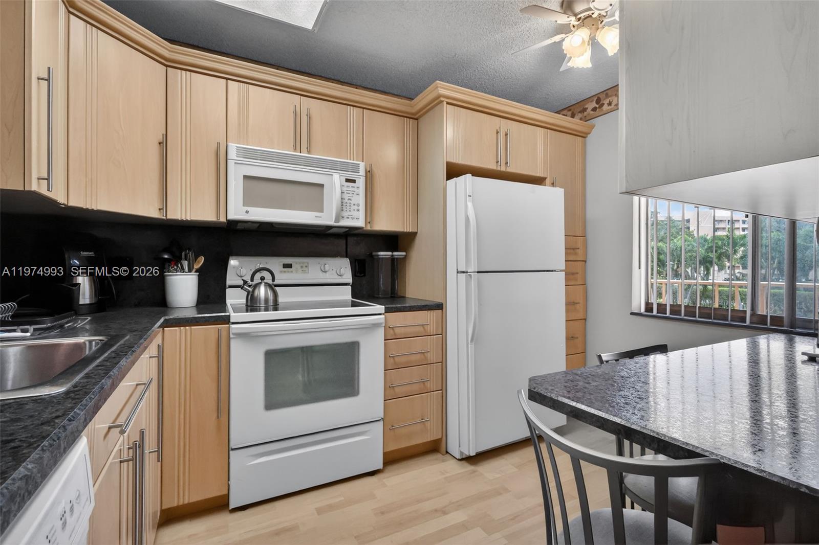 HUNTINGTON LAKES SEC TWO - Residential