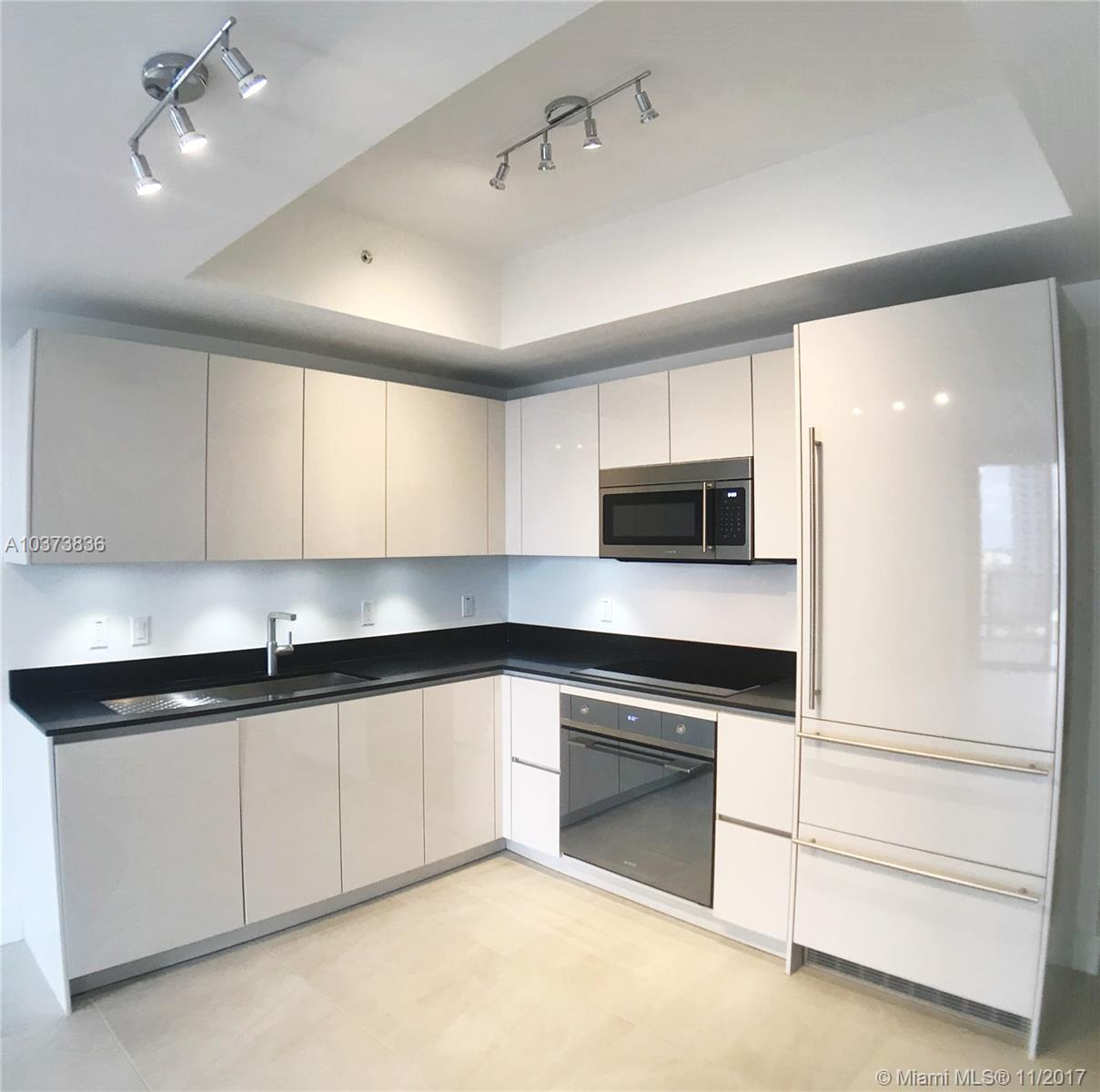 1010 BRICKELL CONDO - Residential Lease