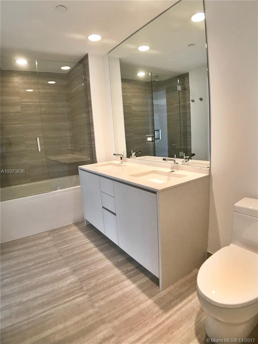 1010 BRICKELL CONDO - Residential Lease