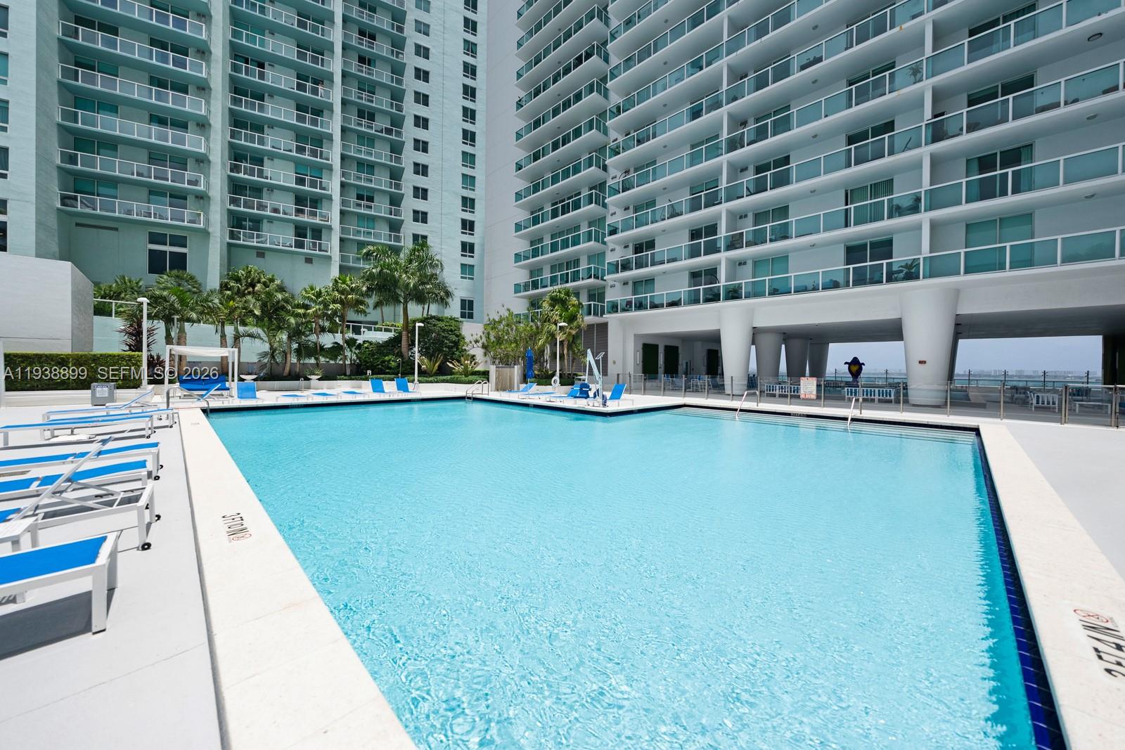 1800 CLUB CONDO - Residential