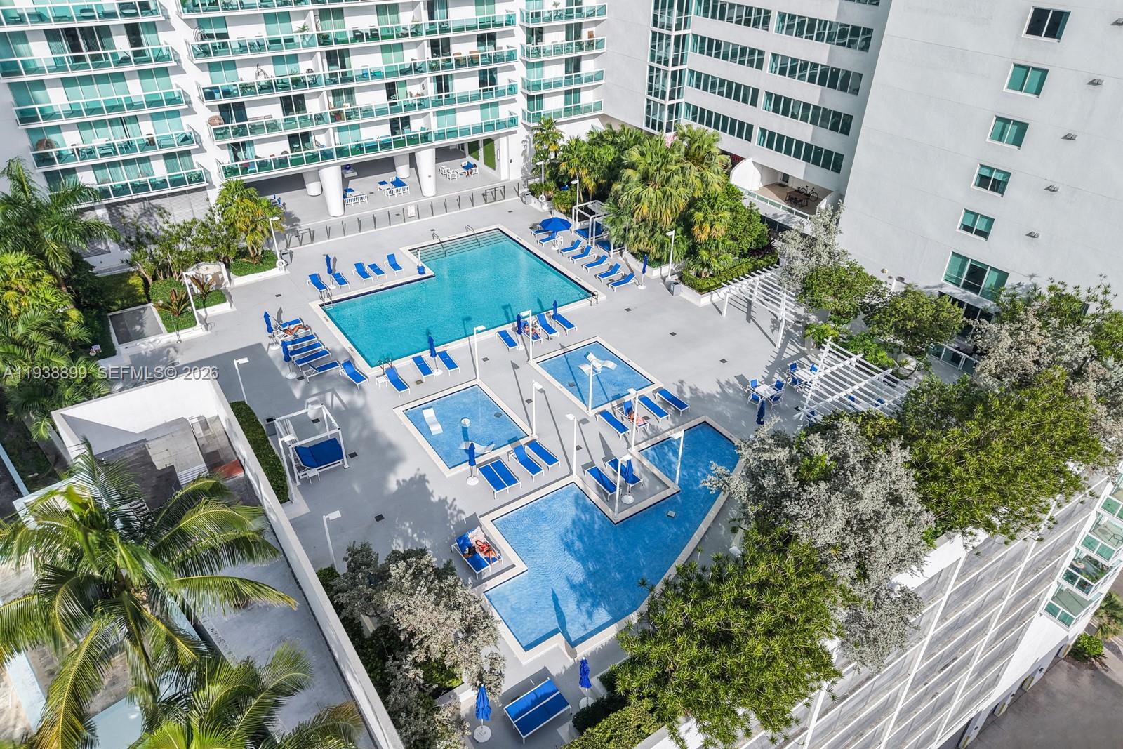 1800 CLUB CONDO - Residential