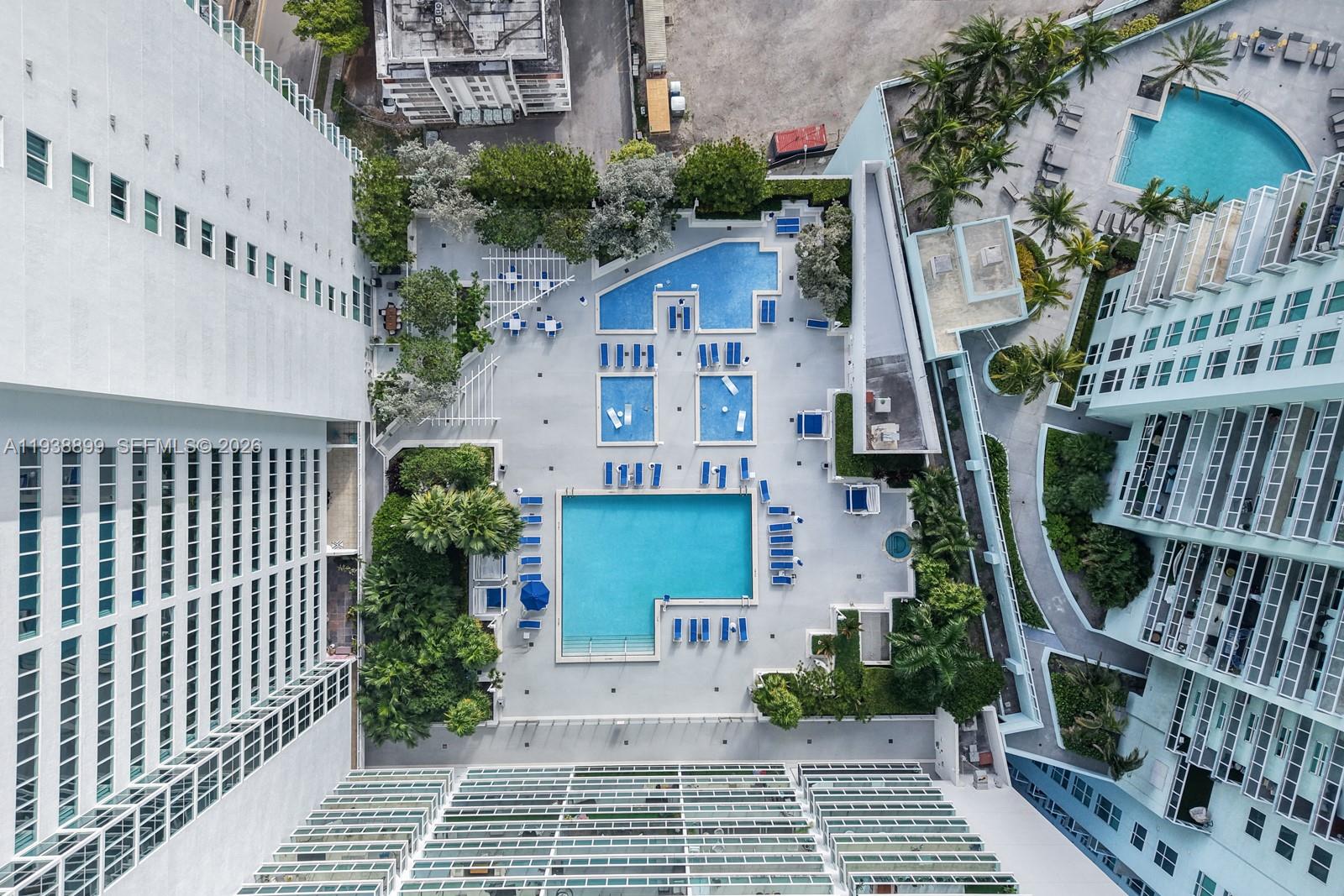 1800 CLUB CONDO - Residential