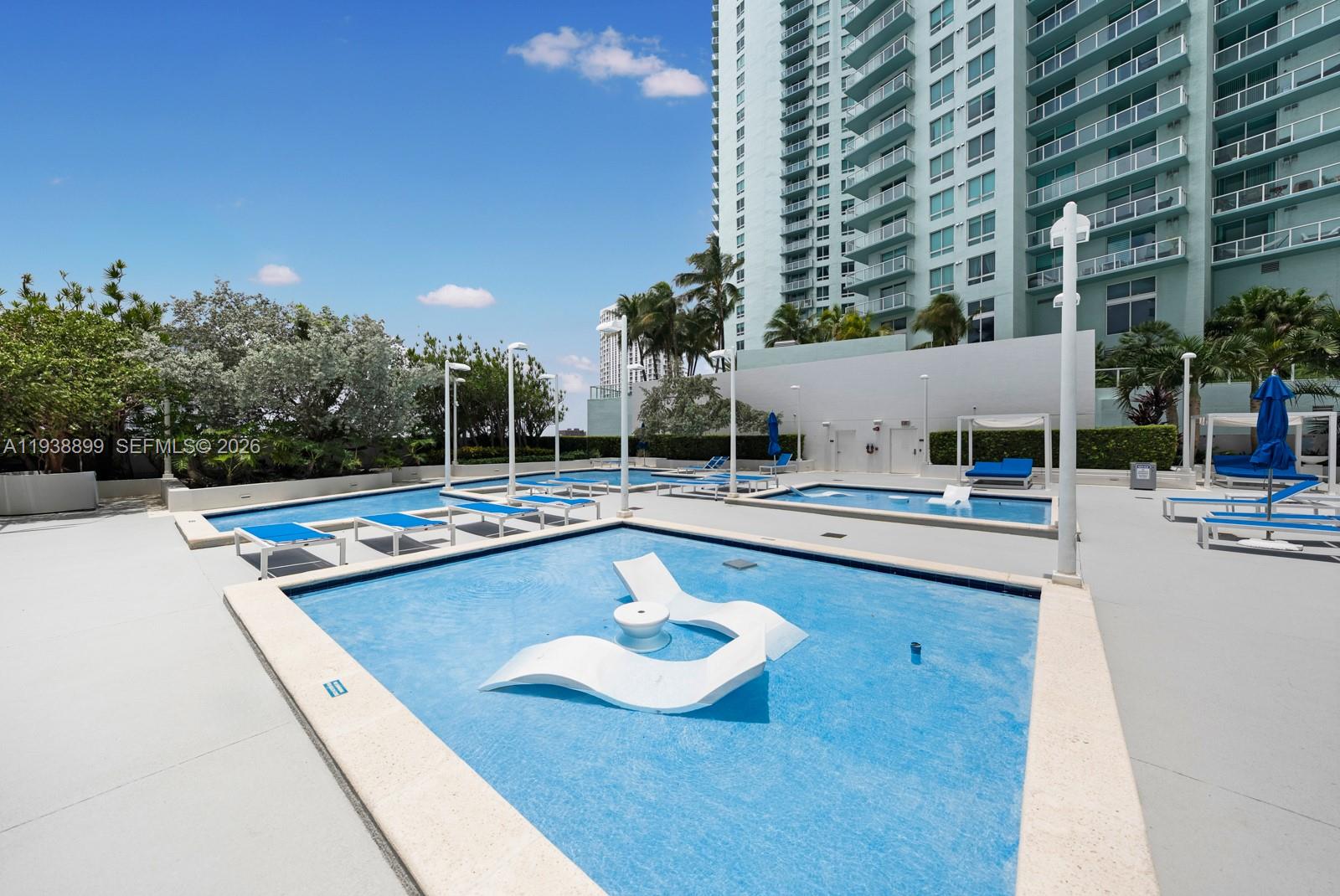 1800 CLUB CONDO - Residential