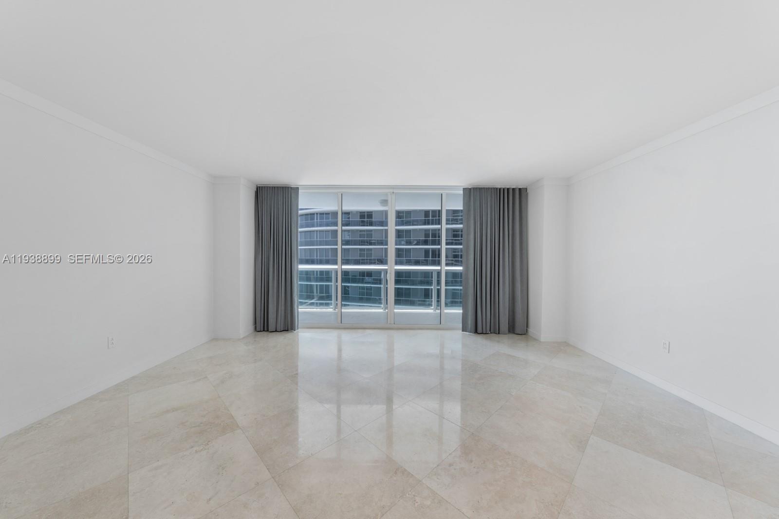 1800 CLUB CONDO - Residential