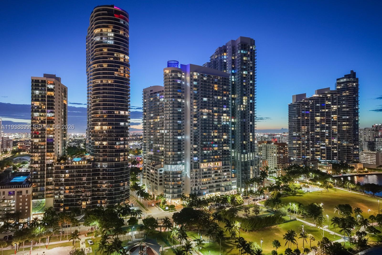 1800 CLUB CONDO - Residential