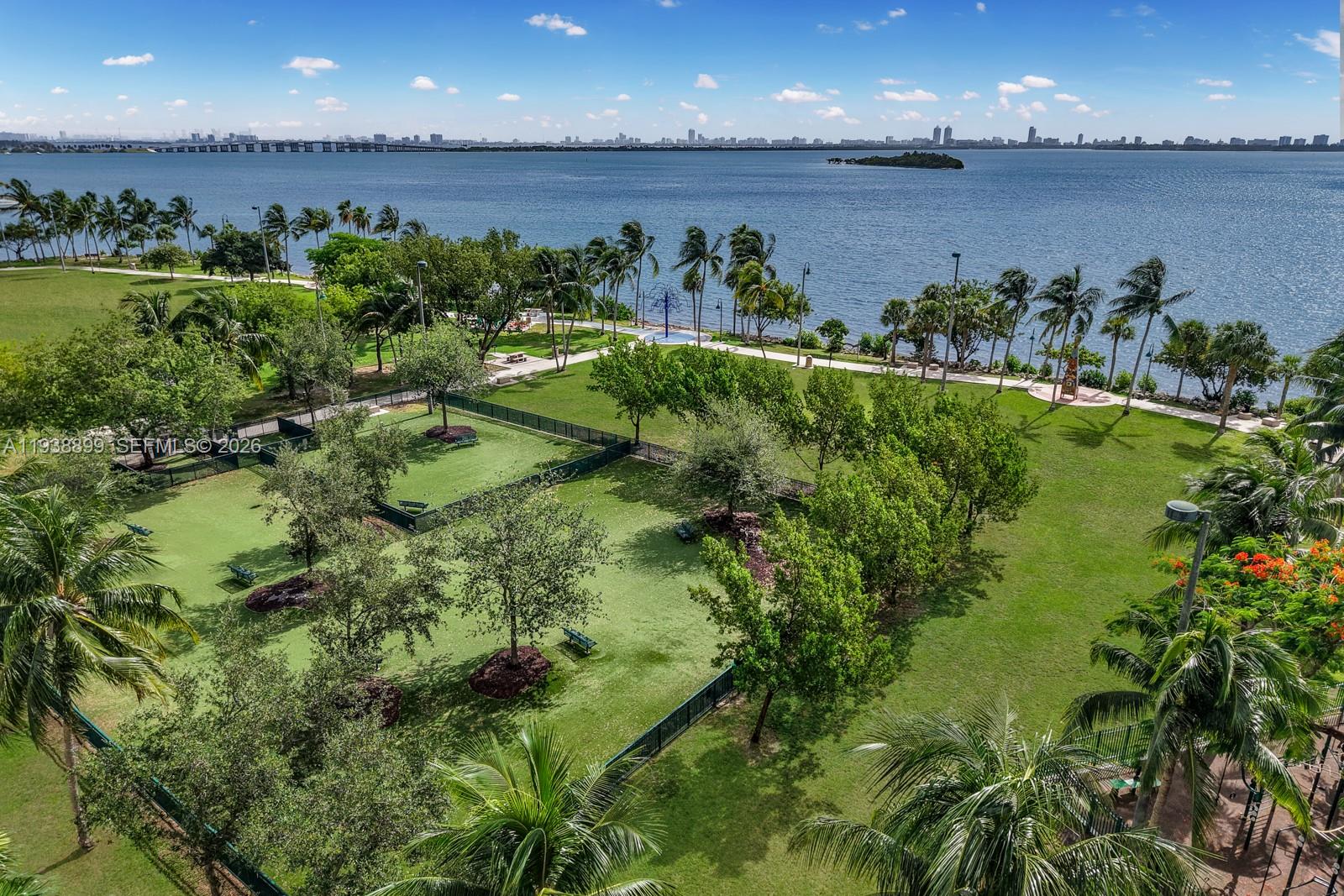 1800 CLUB CONDO - Residential