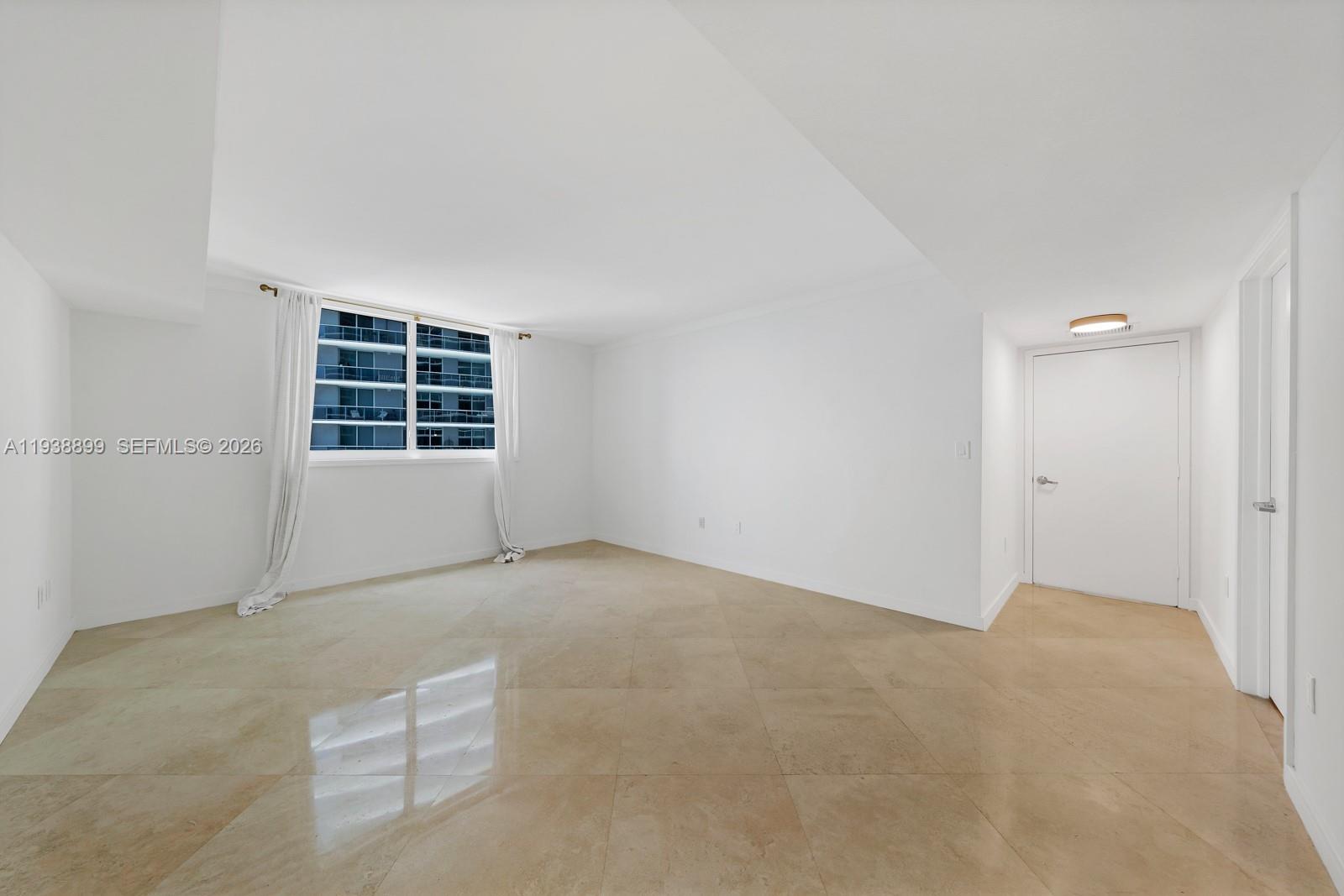 1800 CLUB CONDO - Residential