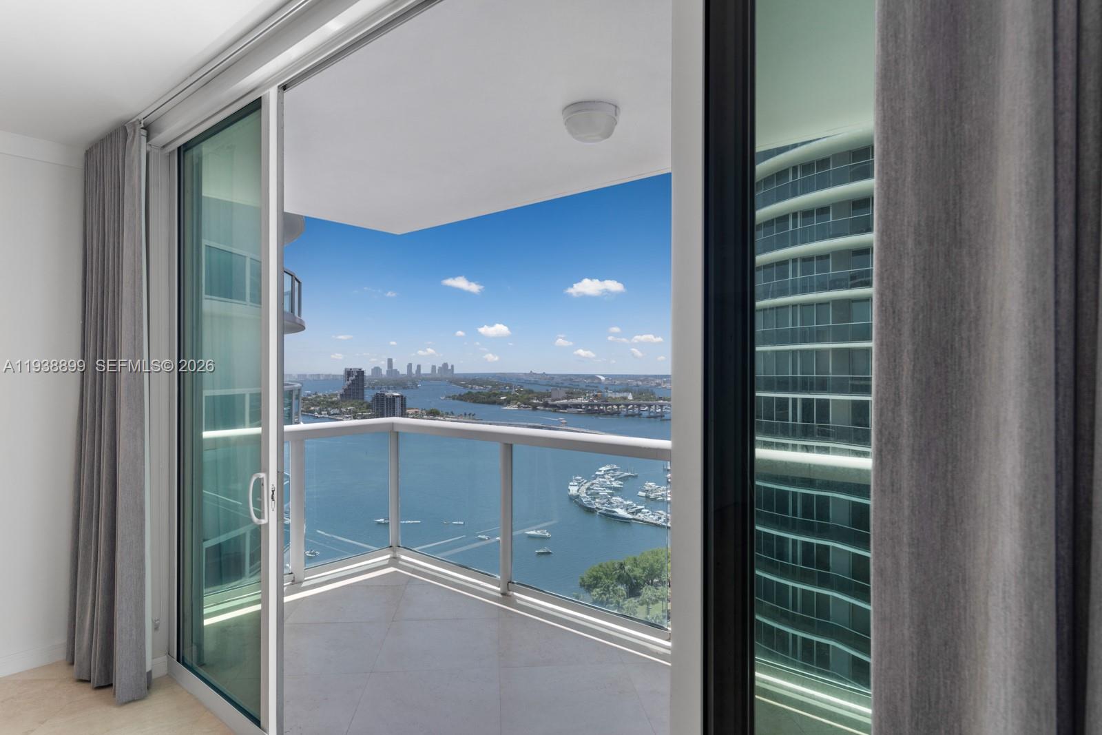 1800 CLUB CONDO - Residential