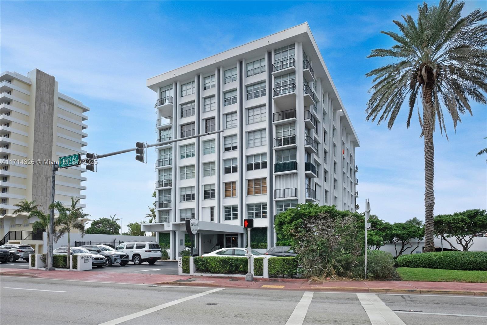 Property for Sale at 5640 Collins Ave 6C, Miami Beach, Miami-Dade County, Florida - Bedrooms: 2 
Bathrooms: 2  - $789,000