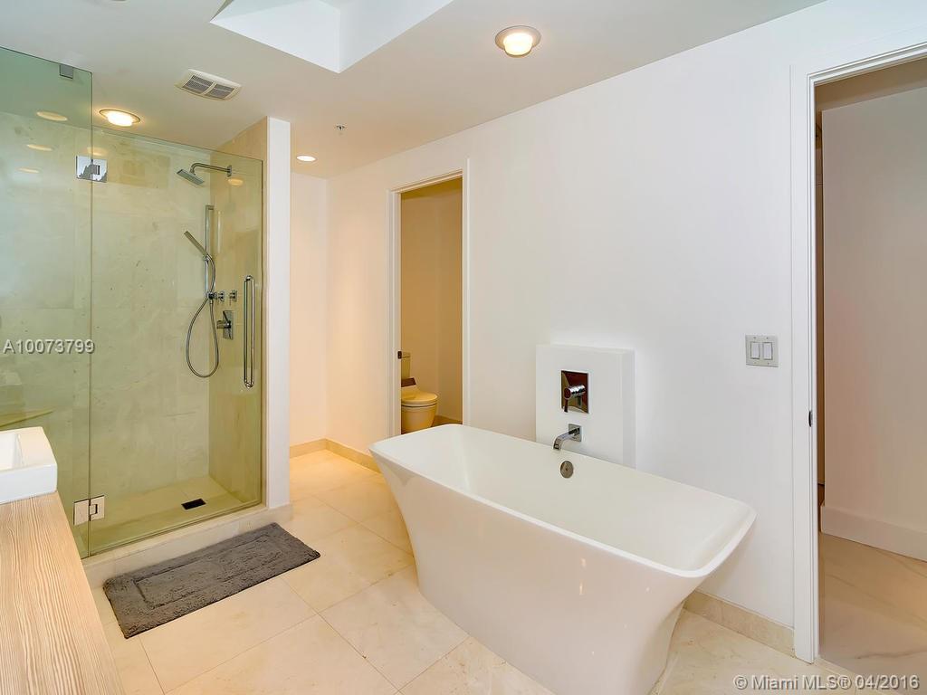 Marina Palms - Residential Lease