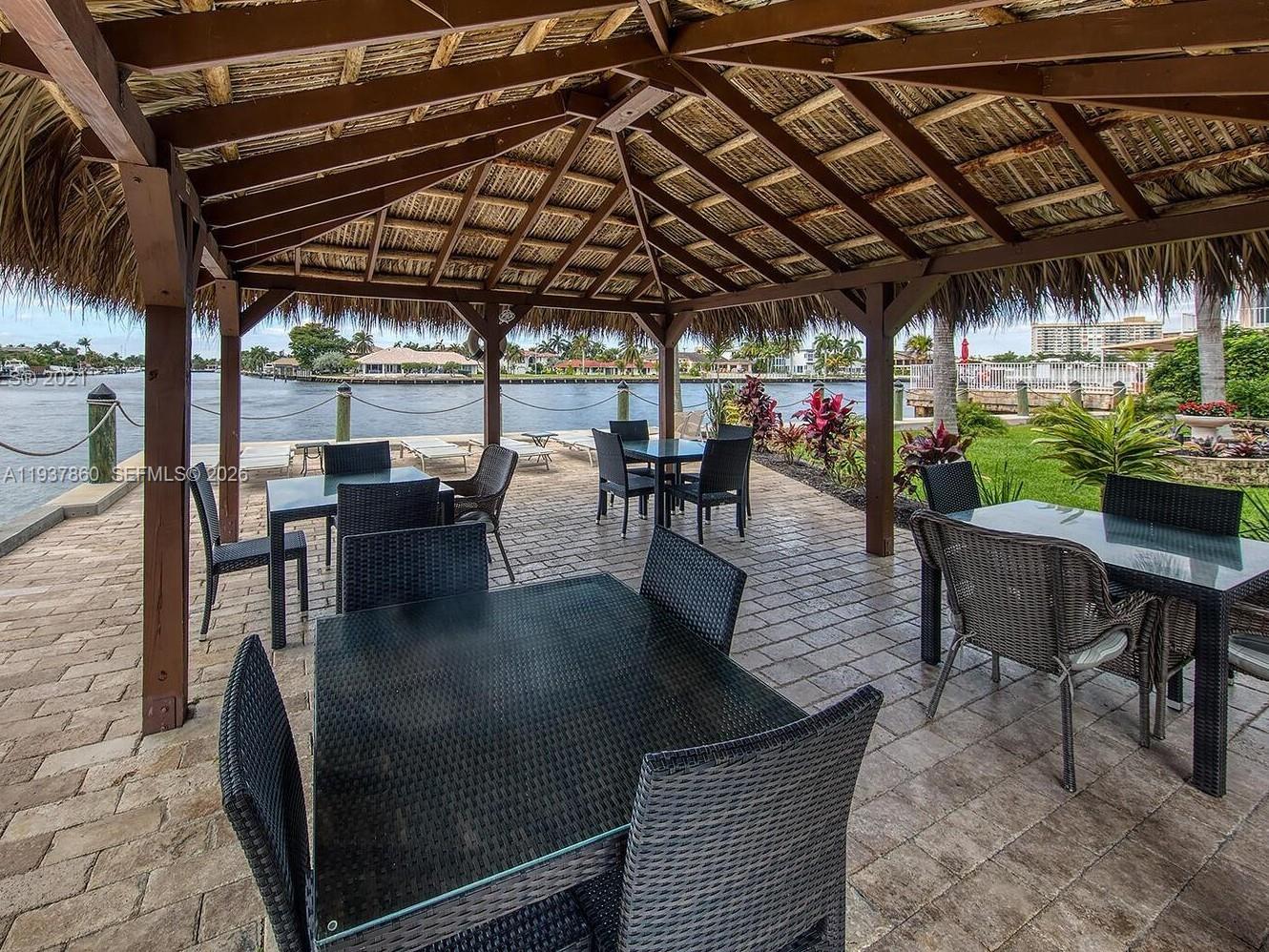 GOLDEN BAY MANOR CO-OP - Residential