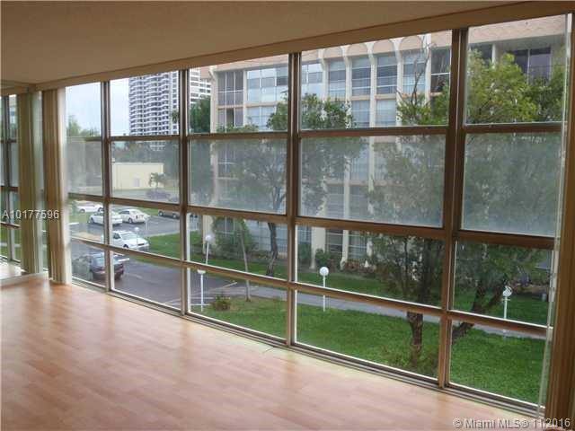 De Soto Park Condo - Residential Lease