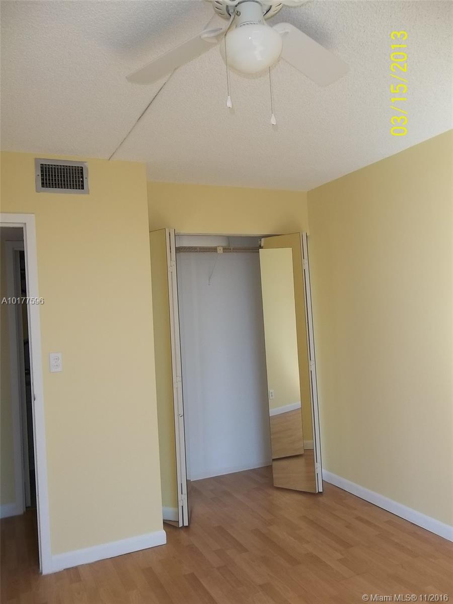 De Soto Park Condo - Residential Lease