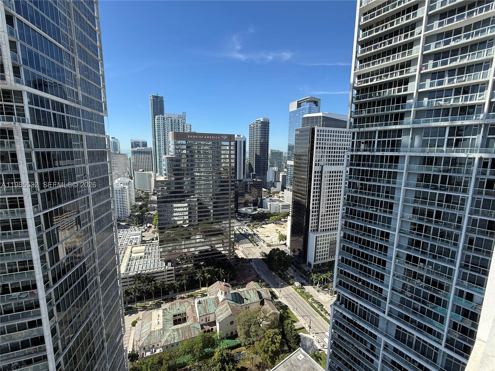 ICONBRICKELL CONDO NO 1 - Residential Lease