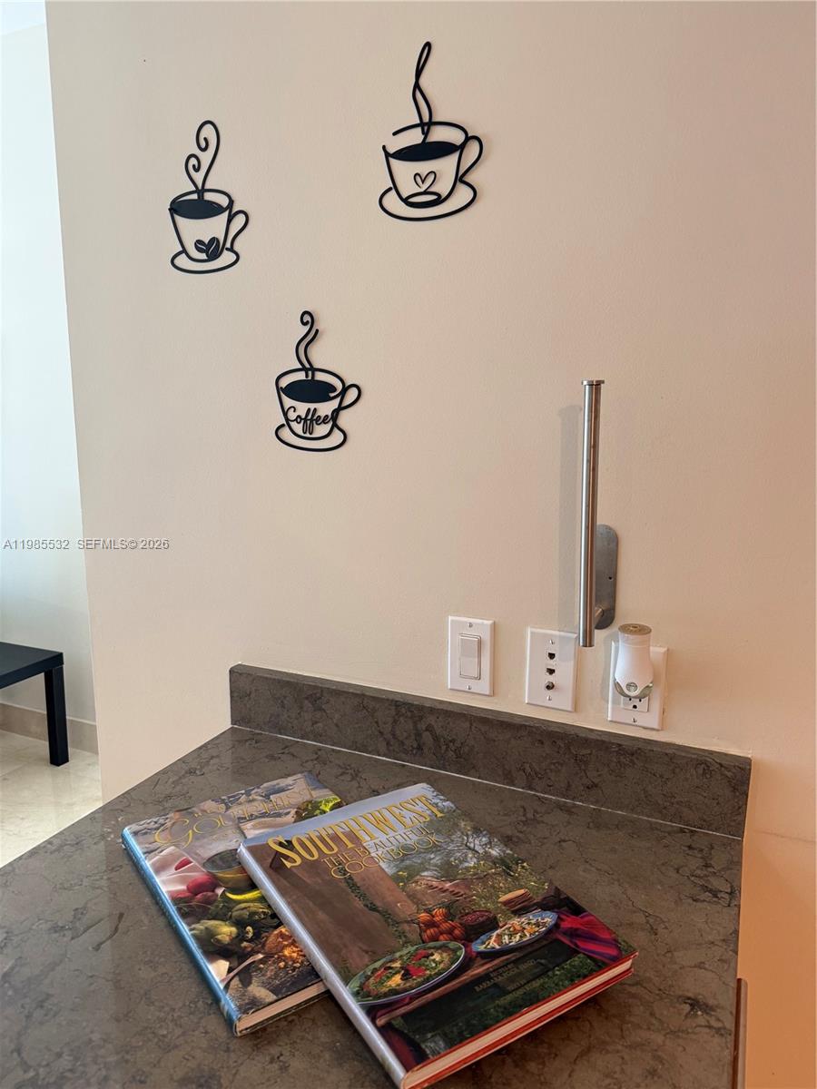 ICONBRICKELL CONDO NO 1 - Residential Lease