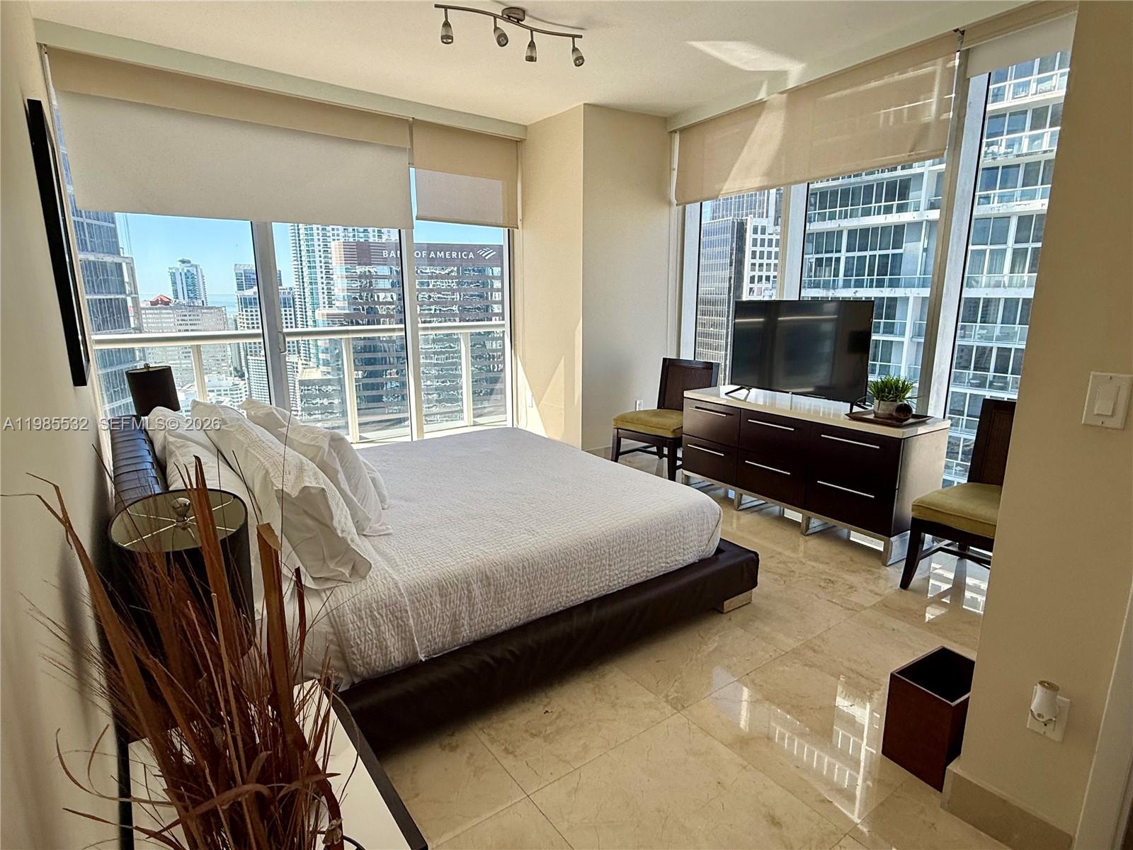 ICONBRICKELL CONDO NO 1 - Residential Lease