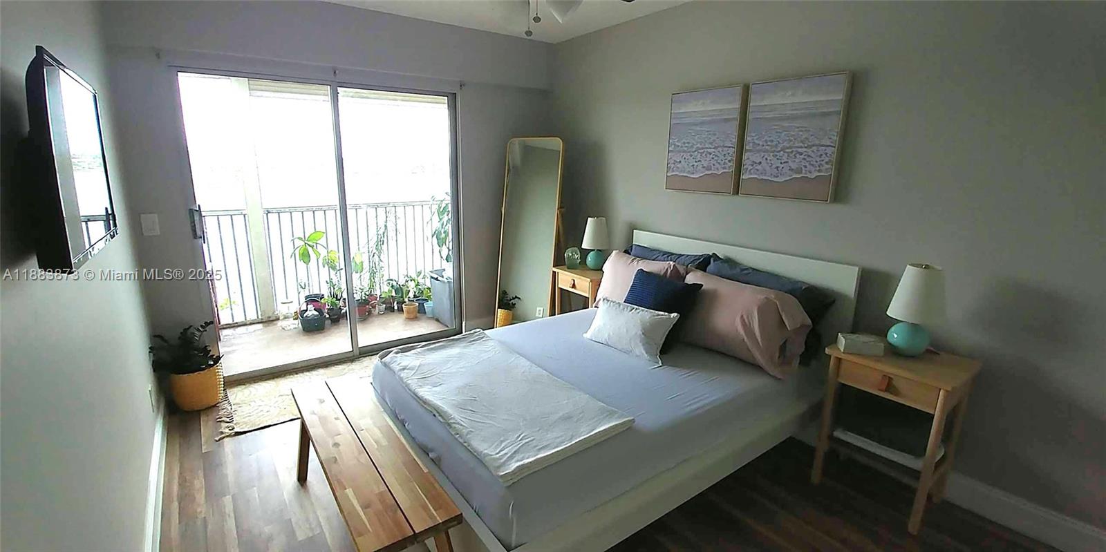 IVANHOE WEST AT CENTURY V - Residential Lease