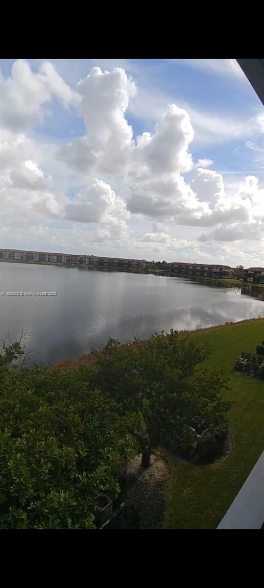 IVANHOE WEST AT CENTURY V - Residential Lease