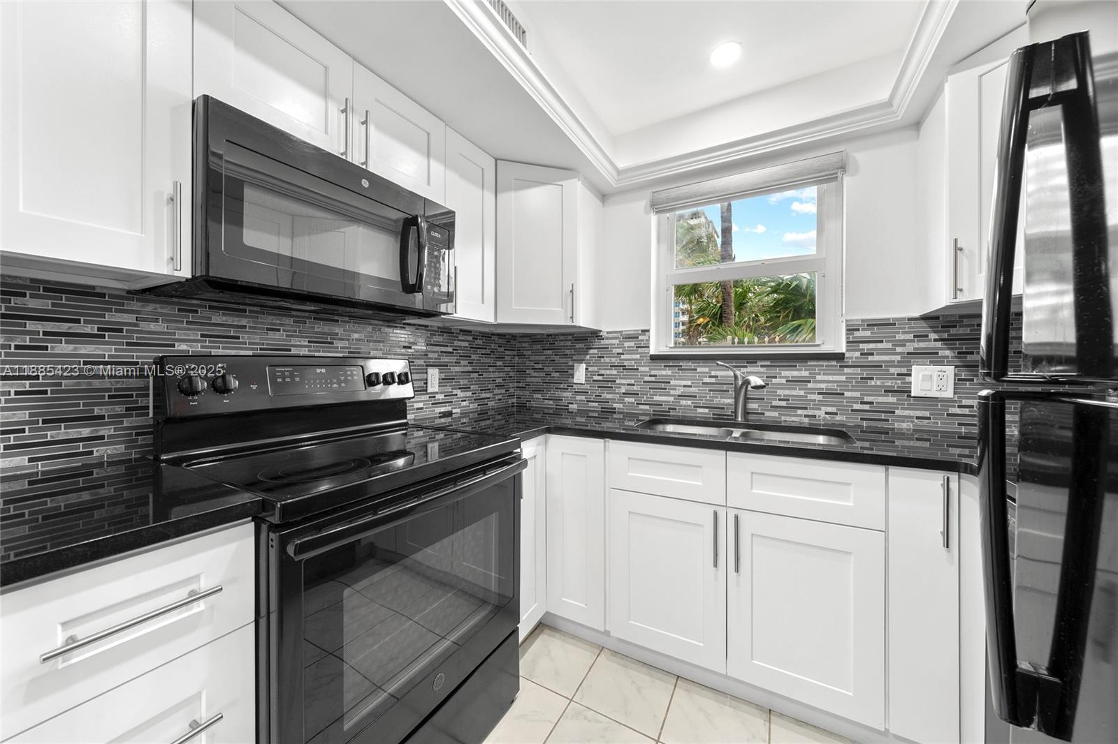 HOLLYWOOD BEACH SECOND AD - Residential
