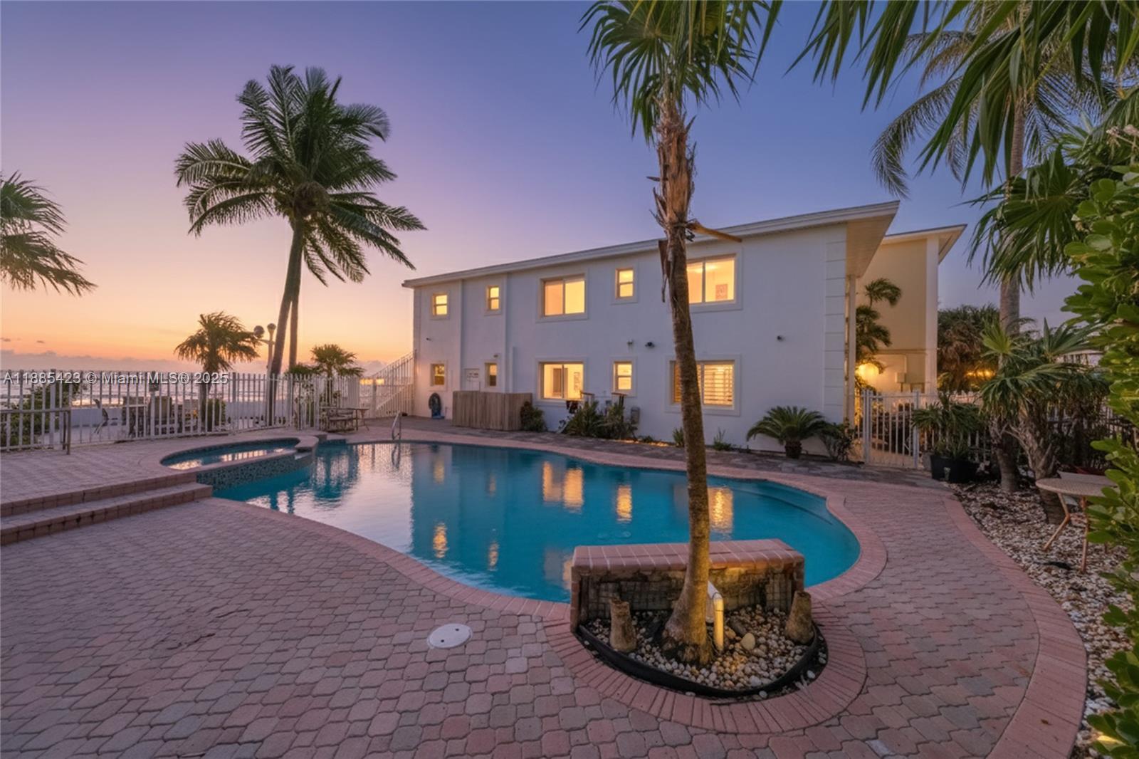 HOLLYWOOD BEACH SECOND AD - Residential