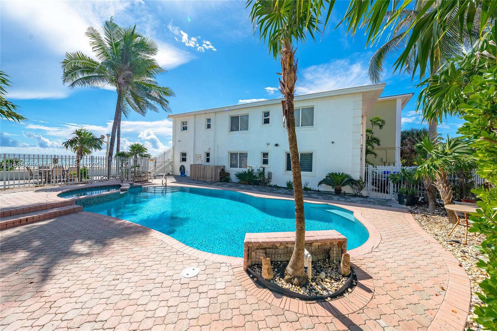 HOLLYWOOD BEACH SECOND AD - Residential