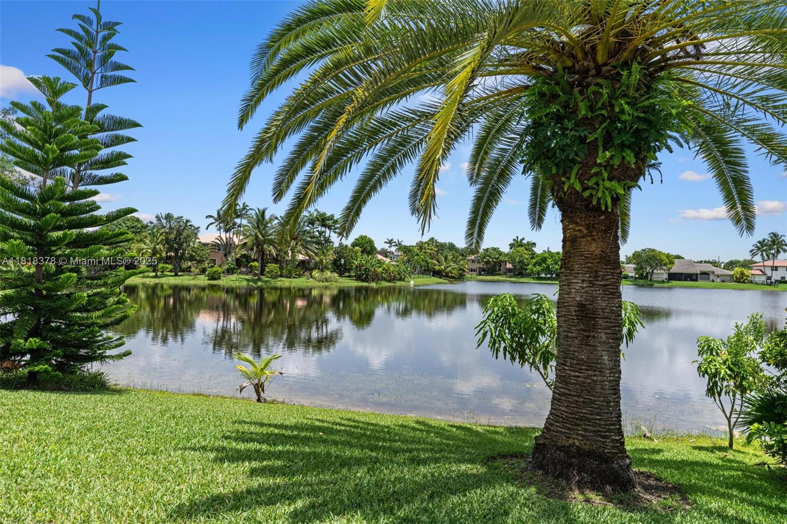 CHAPEL TRAIL REPLAT SECTI - Residential